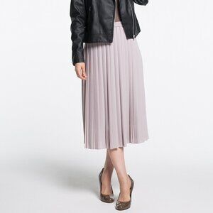 Uniqlo | Gray Chiffon Pleated Midi Skirt